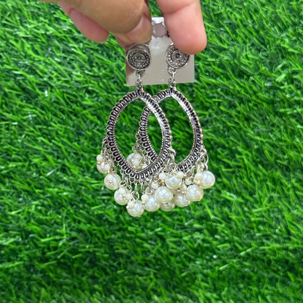 Jhumka Bezel Oval - Shiny White
